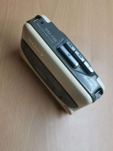 Sony WM-F38 Walkman Cassette Player