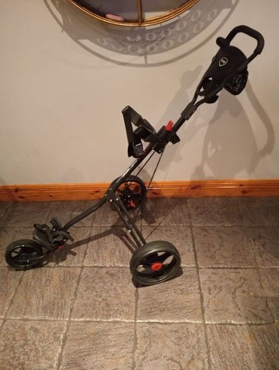 Masters golf 5five series 3 wheel trolley
