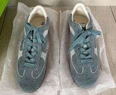 American designer Sam Edelman sneaker/runner shoes in a soft mid blue suede BRAND NEW