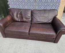 Sofas 3 & 2 leather