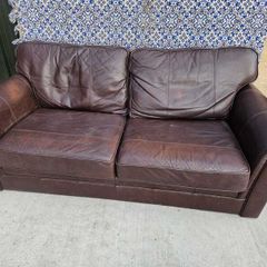Sofas 3 & 2 leather