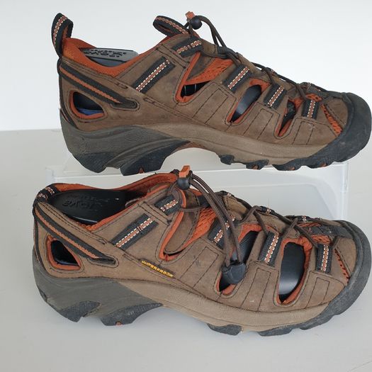 Keen walking hiking sandals size 6 EU 37.5