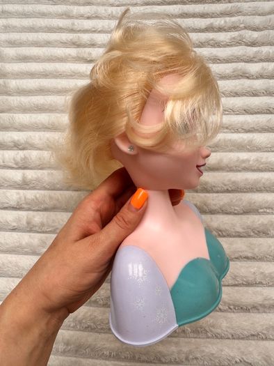 Disney Frozen Elsa Styling Head Used approx. 20 cm. Please see photos