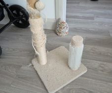 Free Cat scratchers