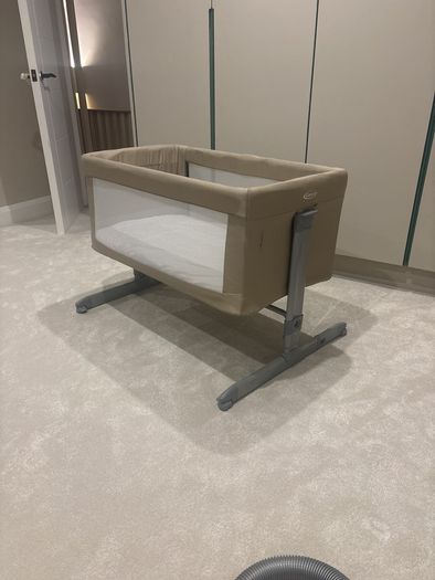 Graco Sweet to Sleep bedside crib