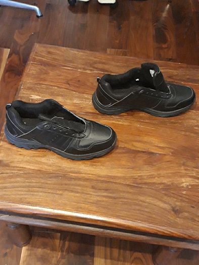 Men Trainers.  size uk10