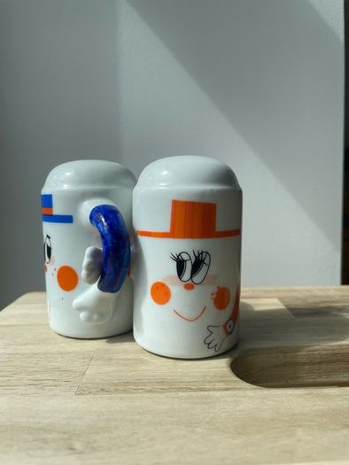 Vintage Porcelain Mug People Salt & Pepper Shaker
