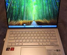 Asus Zenbook 14 Um433da | Ryzen 5 | 8gb | 256gb Ssd