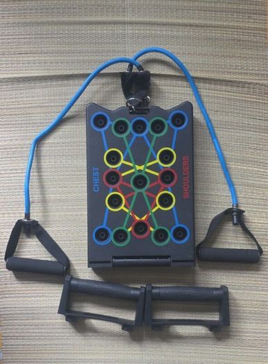 Crane push-up board with resistance bands