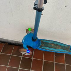 scooter for kids with LED lights