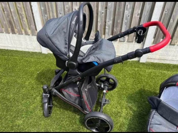 baby stroller