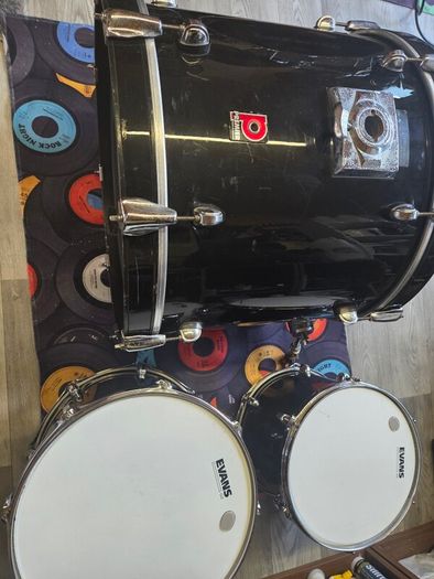 Drum Kit