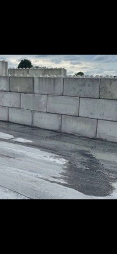 concrete kelly blocks