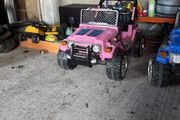 electric toy car / jeep