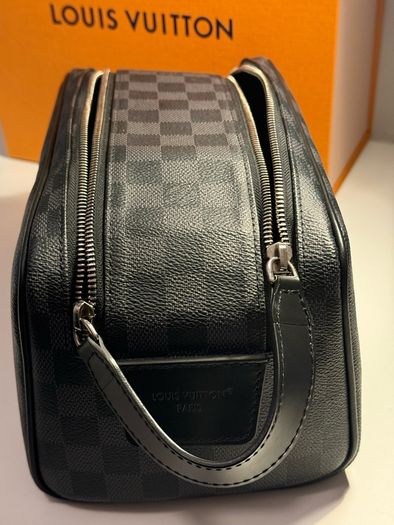 Louis Vuitton Dopp Kit