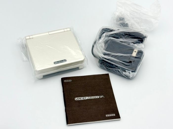 Final Fantasy Tactics Advance Nintendo Game Boy Advance SP Console - Boxed