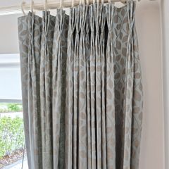 Curtains & Curtain Pole