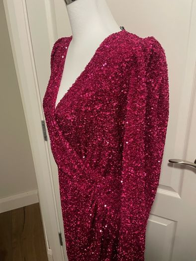 Sequin dress party dress Other Stories with a wrap silhouette padded shoulders pink lined size 42/ M BNWT