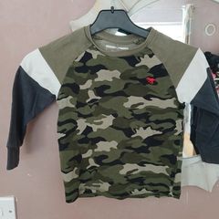 boys sweatshirt