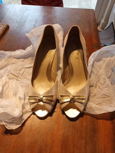 Elegant Glamorous outfit for special occasions