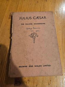 Julius Caesar from The Malone Shakespeare series published by Browne and Nolan Limited.
