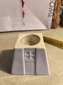 Belleek Living Pottery Ceramic Irish Celtic Design Votive Tealight Candle Holder