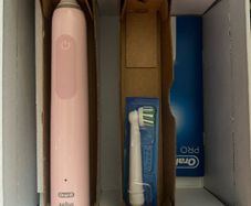 Braun Oral B Pro 3 Electric Toothbrush