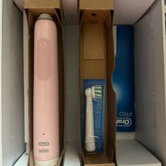 Braun Oral B Pro 3 Electric Toothbrush