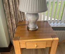 side/lamp table