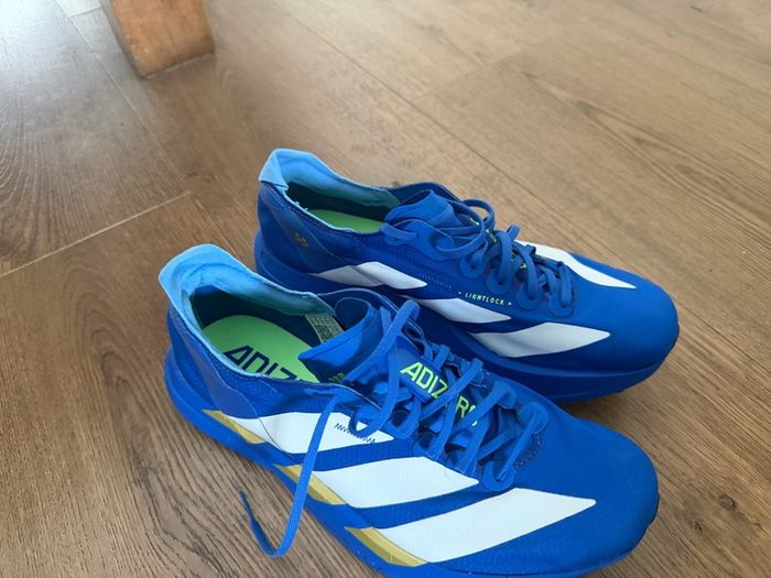 Running shoes
