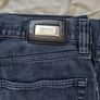 Hugo boss alabama jeans Size 36/32 zip fly grey In good condition Image 2