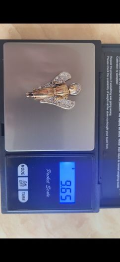 vintage 9ct Angel pendant with dimonds (9.65g)
