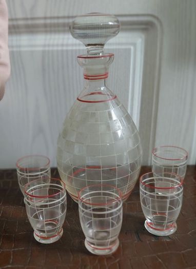 retro decanter set