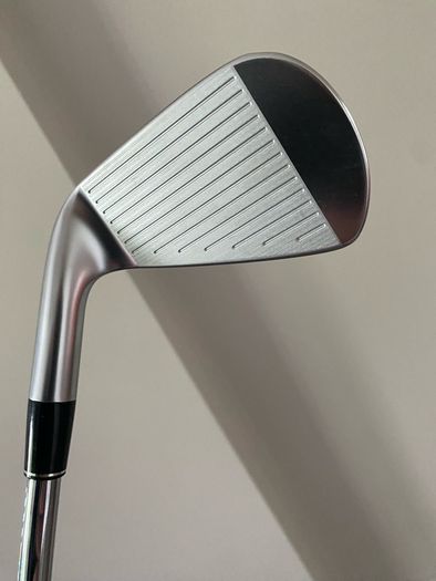 As New Srixon ZXi7 5-PW