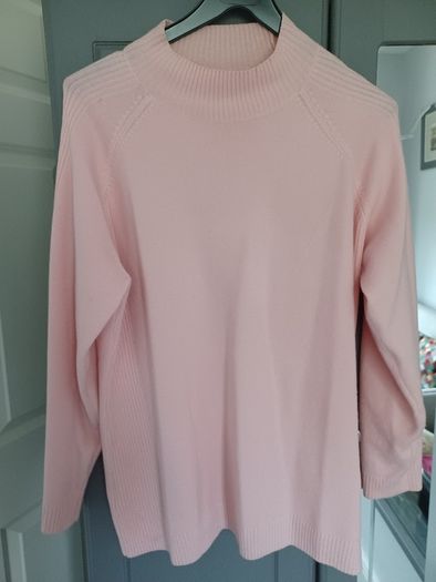 jumer....peach colour