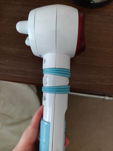 Massage device with heater