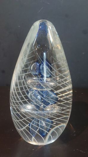 Fabulous Vintage Retro Large Art Glass Hand-Blown Teardrop Ovoid-Shaped  Paperweight with a Stunning Intricate Pattern in Blue, Clear and Opaque White Glass