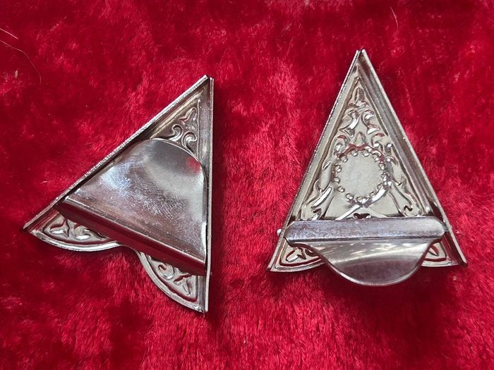 Collar Tips x 3