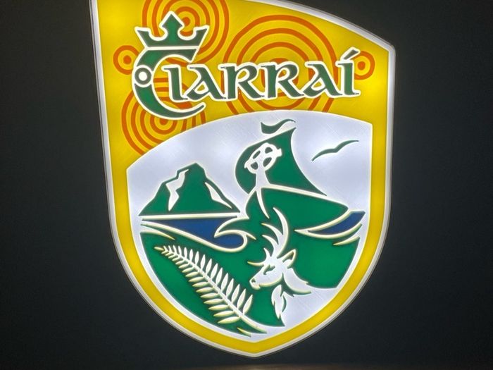 Kerry Crest Lightbox