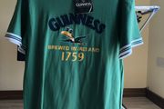 T-shirt size M