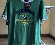 T-shirt size M