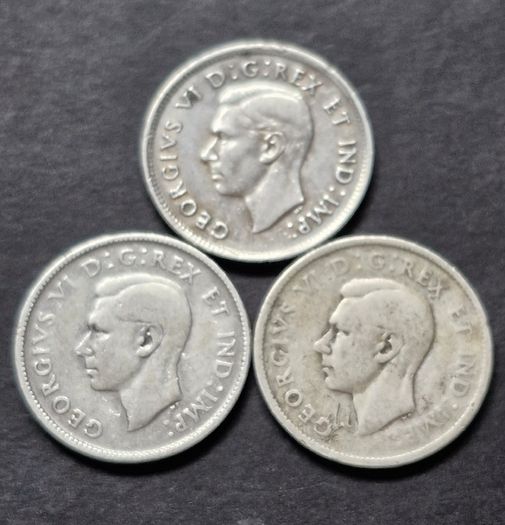 Canada 1942/43/44 Silver 25 Cents coins - George VI