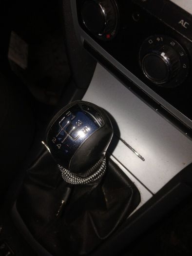 2010 octavia breaking