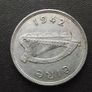 Irish Republic. Silver Shilling (1942) Image 2