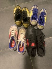 kids football boots