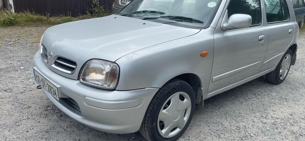 2000 Nissan Micra
