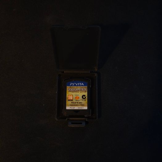 Uncharted Golden Abyss (PS Vita)
