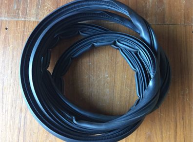 LH Door Weatherstrip (Alfa Romeo 147)