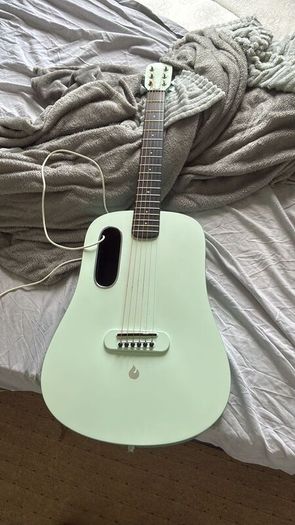 Guitar Lava Me touch Smart