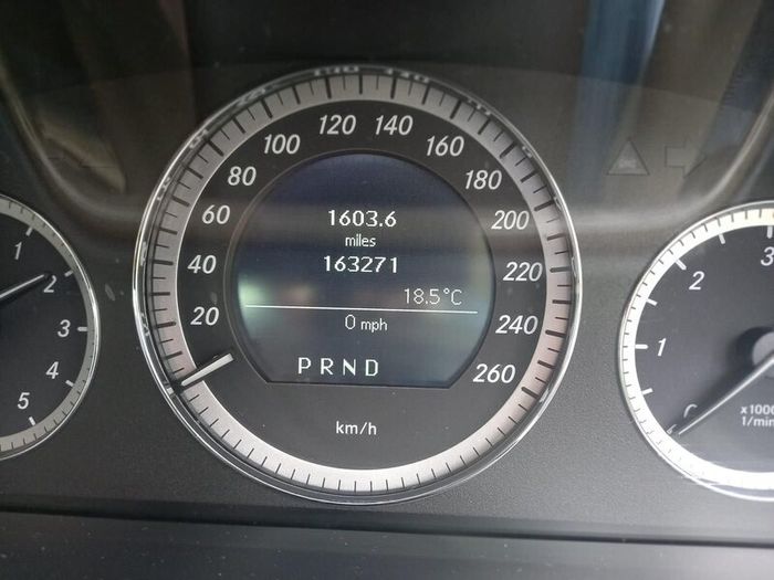 Mercedes-Benz E-Class 2011